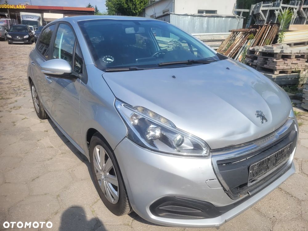 Peugeot 208 Blue-HDi 100 Stop&Start Allure - 11