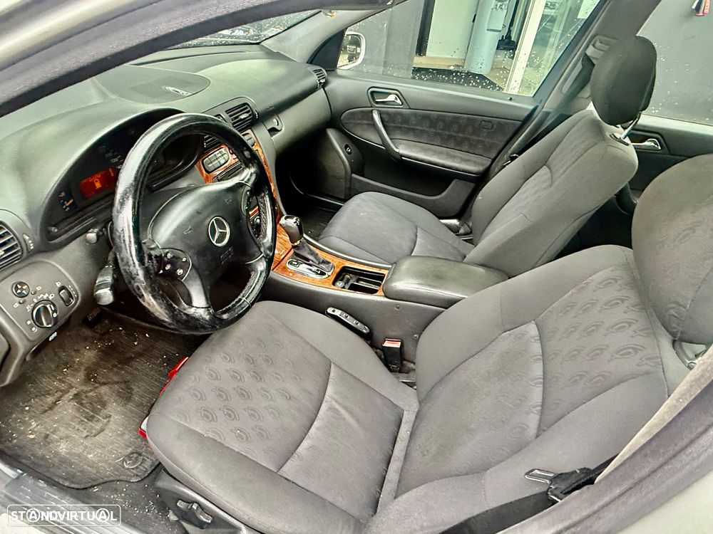 Mercedes-Benz C 220 - 35