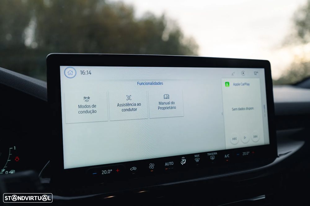 Ford Focus 1.0 EcoBoost Hybrid Aut. ST-LINE - 43