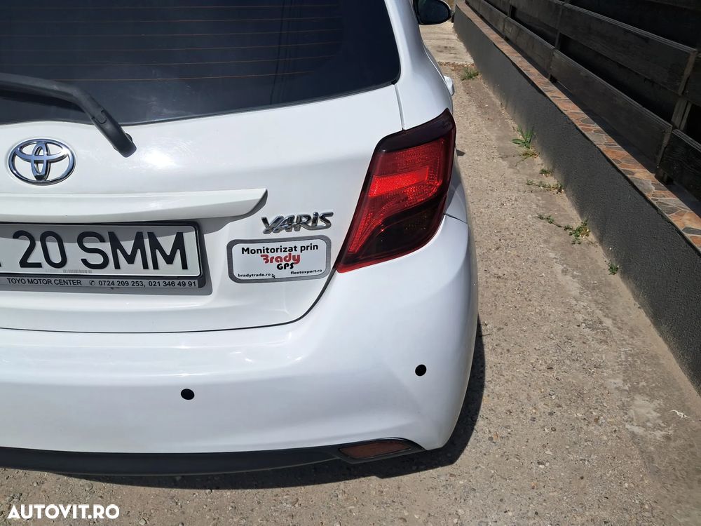 Toyota Yaris 1.3 VVT-i Luna - 11