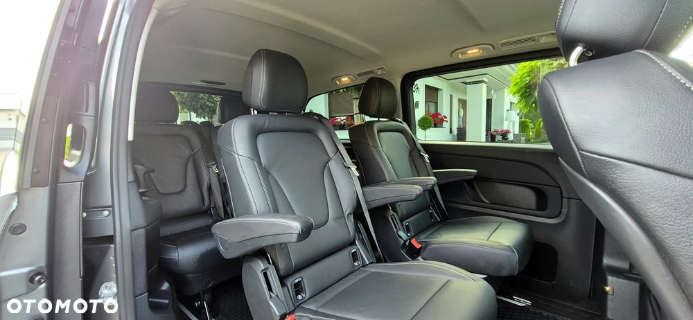 Mercedes-Benz Klasa V 300 d Avantgarde 9G-Tronic - 17