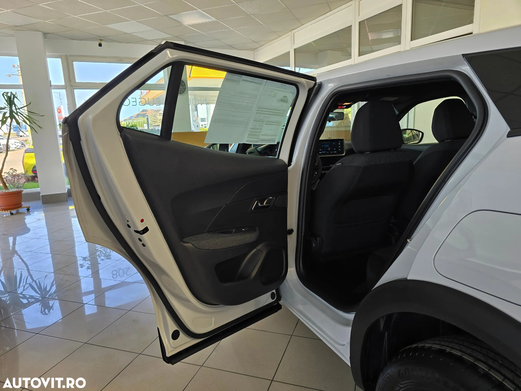 Peugeot 2008 1.2L PureTech 100 S&S BVM6 Style - 8