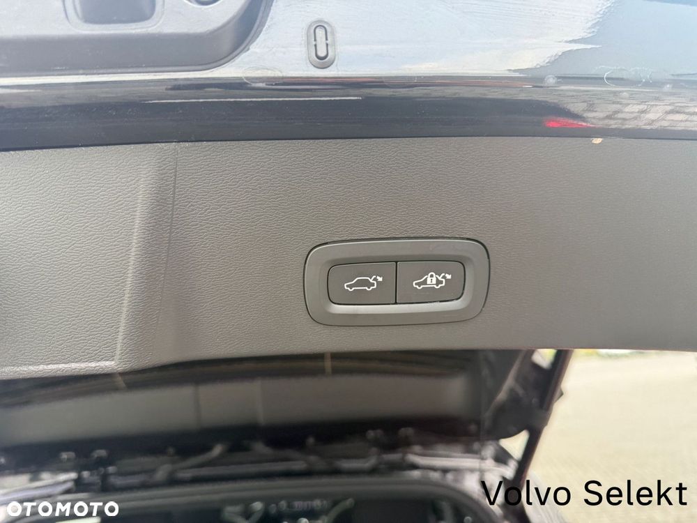 Volvo XC 40 - 38