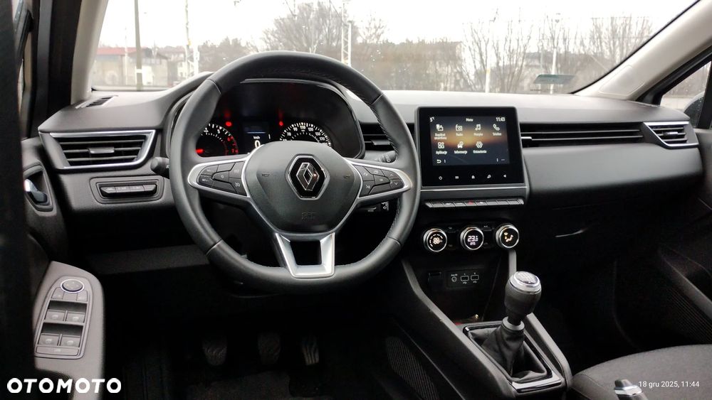 Renault Clio 1.0 TCe Techno - 29