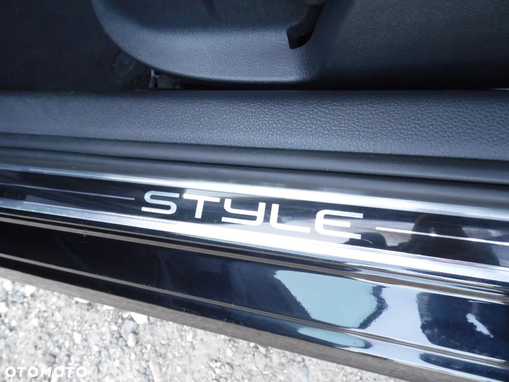 Volkswagen Polo 1.4 16V Highline DSG - 19