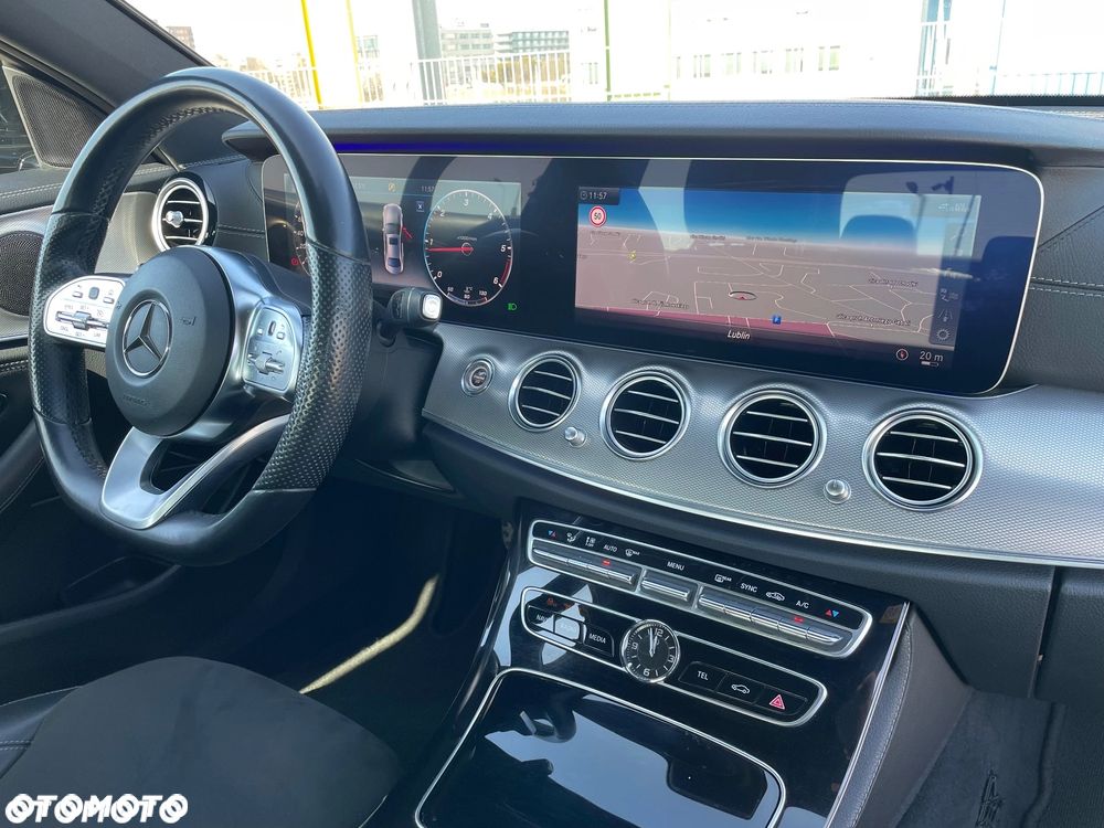 Mercedes-Benz Klasa E 220 d 9G-TRONIC AMG Line - 23
