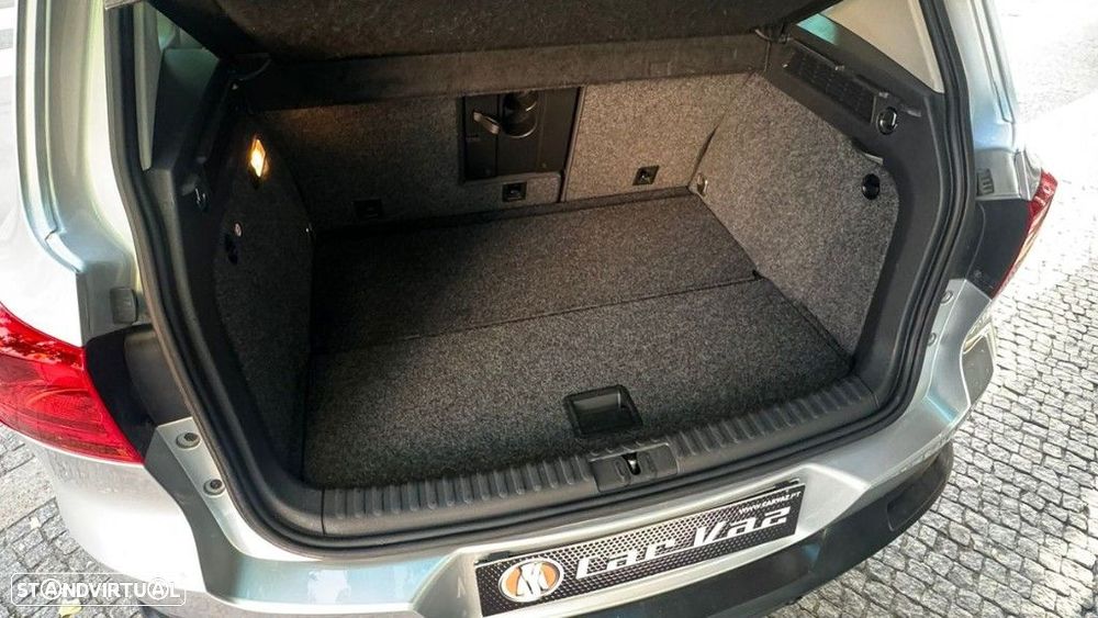 VW Tiguan 2.0 TDi Sport BlueMotion - 8