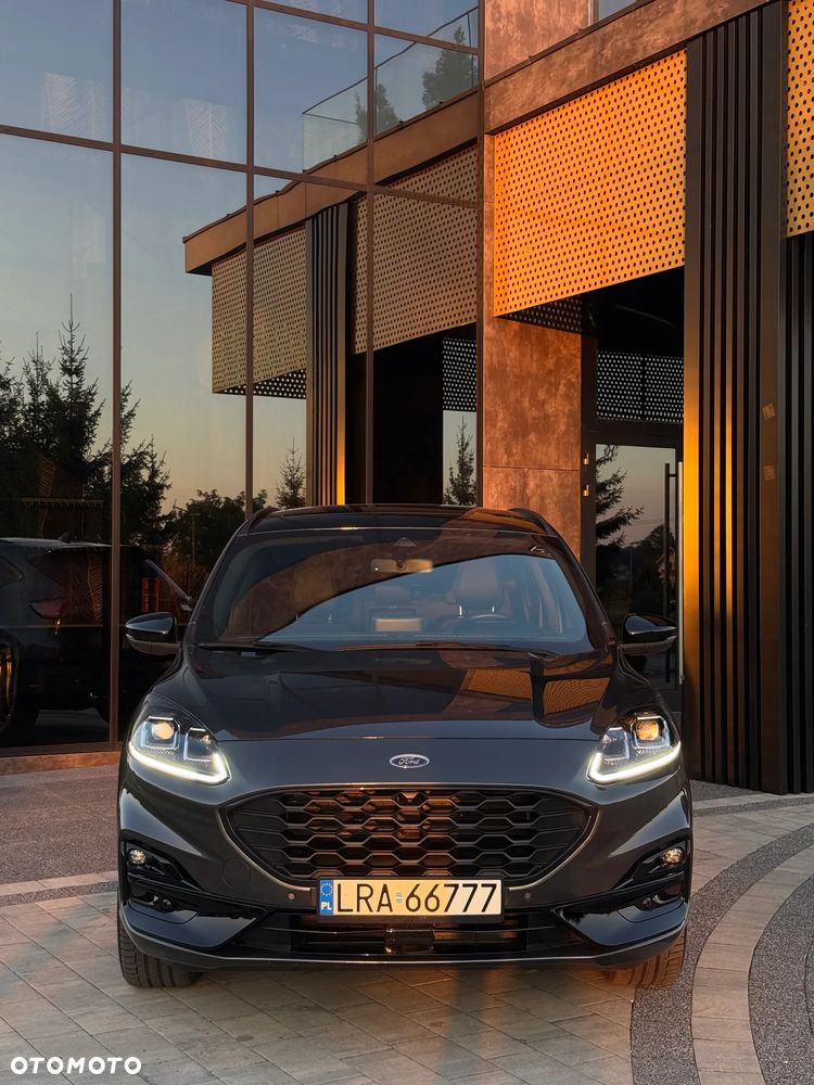 Ford Kuga - 2