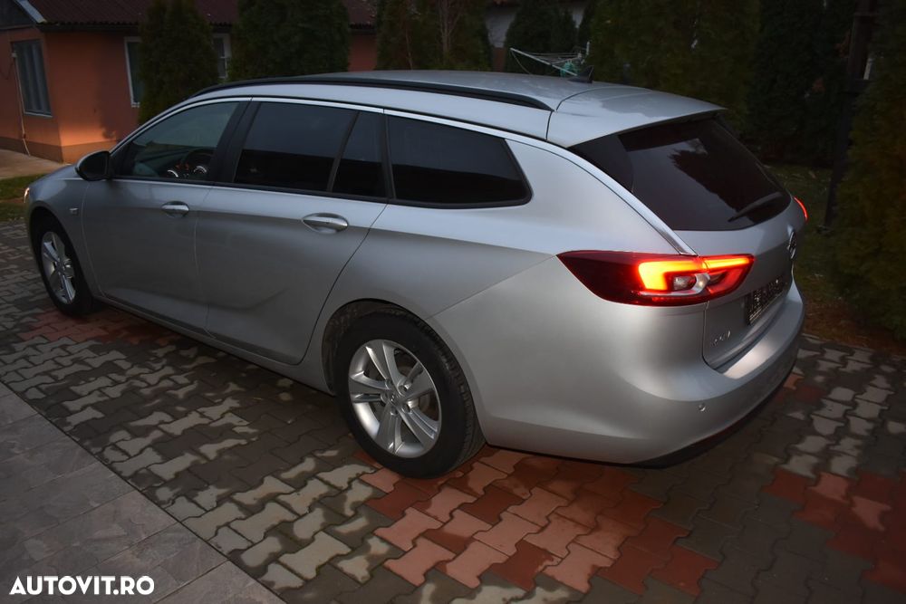 Opel Insignia - 22