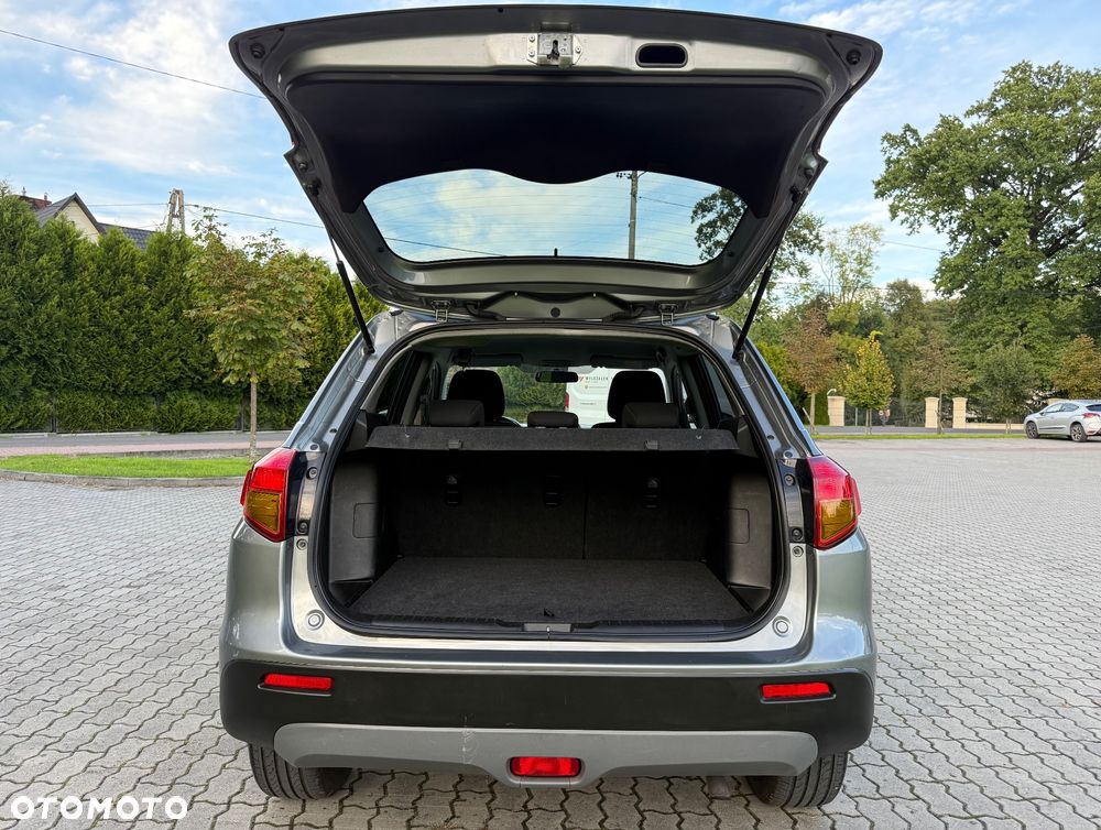 Suzuki Vitara 1.6 Premium 4WD - 28
