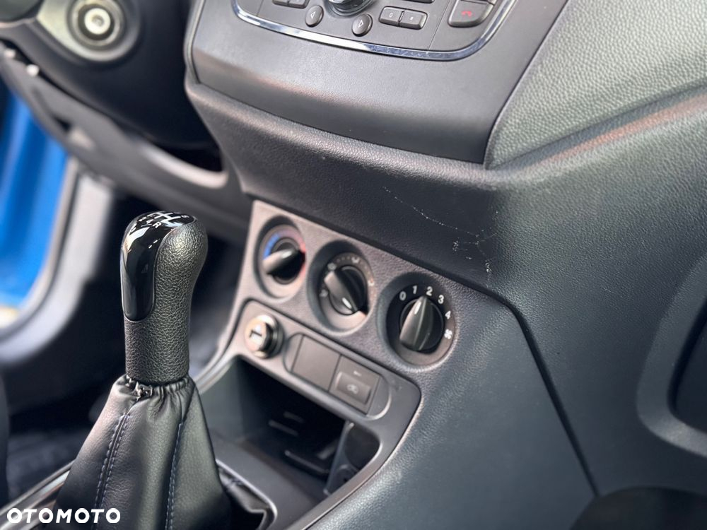 Ford Transit Connect - 18