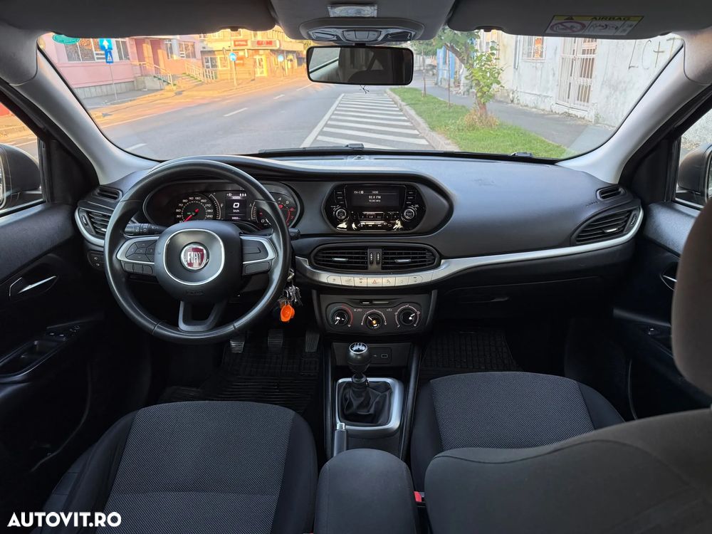 Fiat Tipo 1.4 Easy - 2