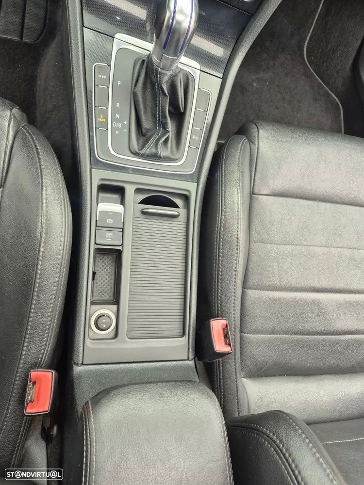 VW Golf 1.4 GTE Plug-In-Hybrid DSG - 24