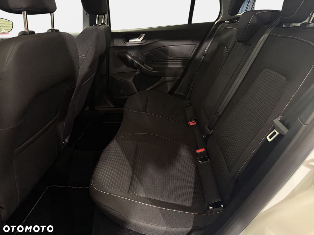 Ford Focus - 13