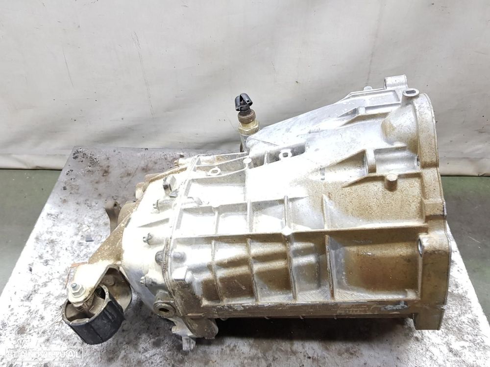 CAIXA DE VELOCIDADES VOLKSWAGEN LT FURGÓNCOMBI REF. DDY - 3