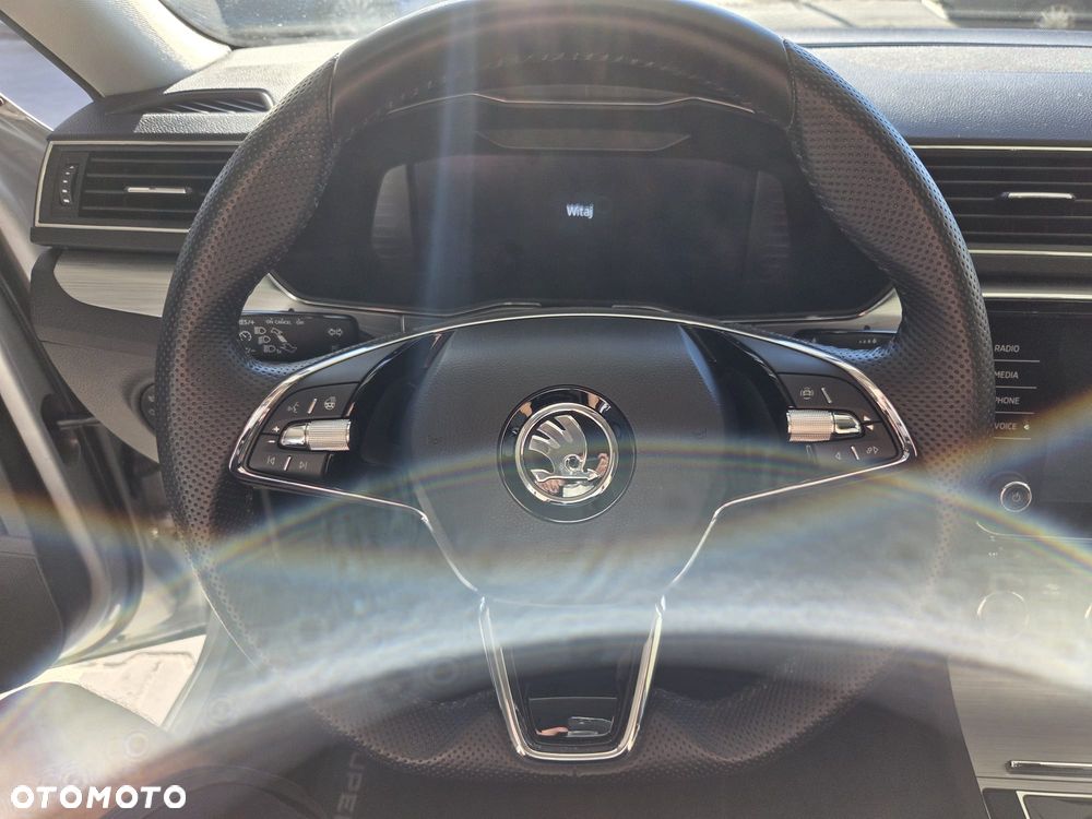 Skoda Superb 1.5 TSI Ambition DSG - 13