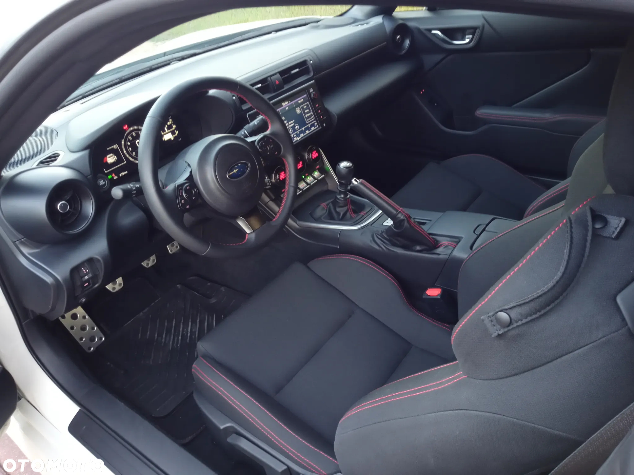 Subaru BRZ 2.4i Sport - 8