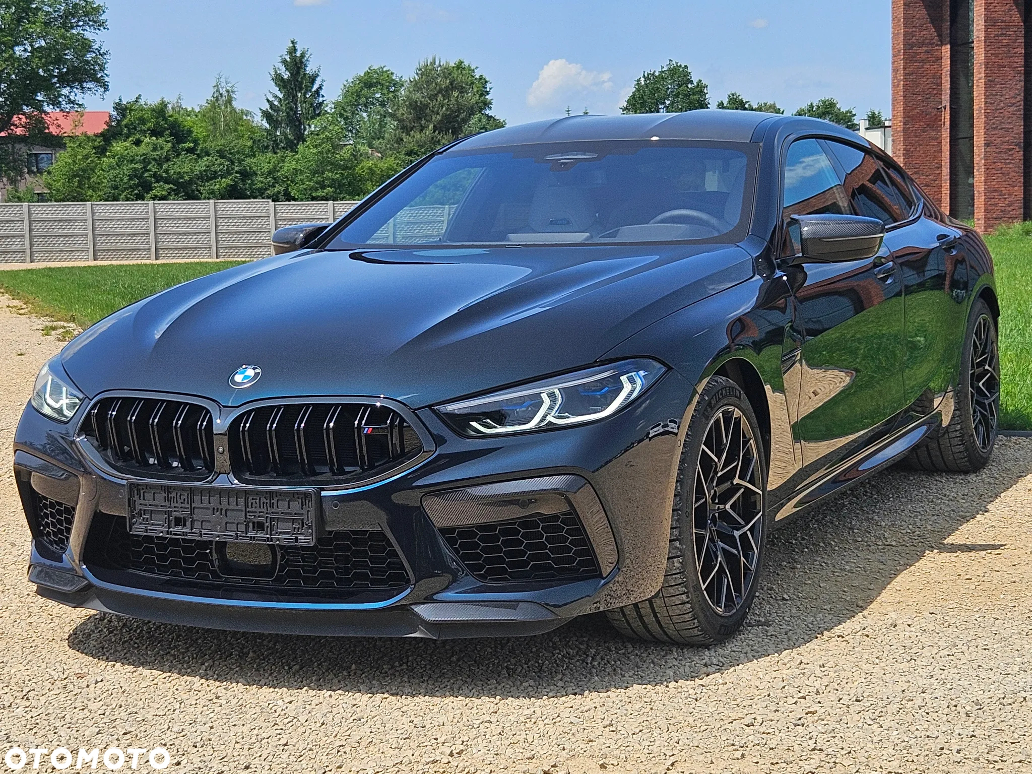 BMW M8 Competition - 3