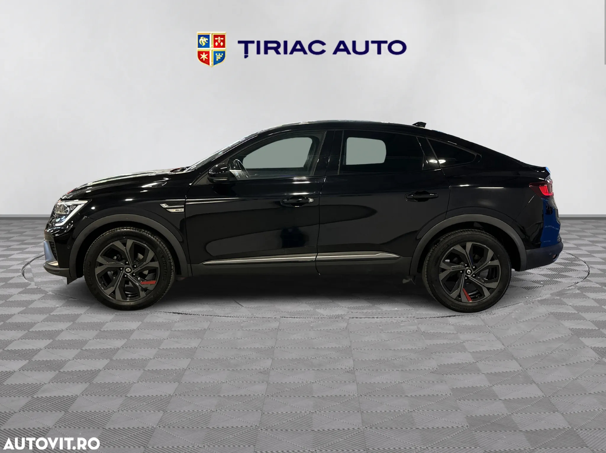 Renault Arkana TCe 140 EDC R.S. LINE - 2