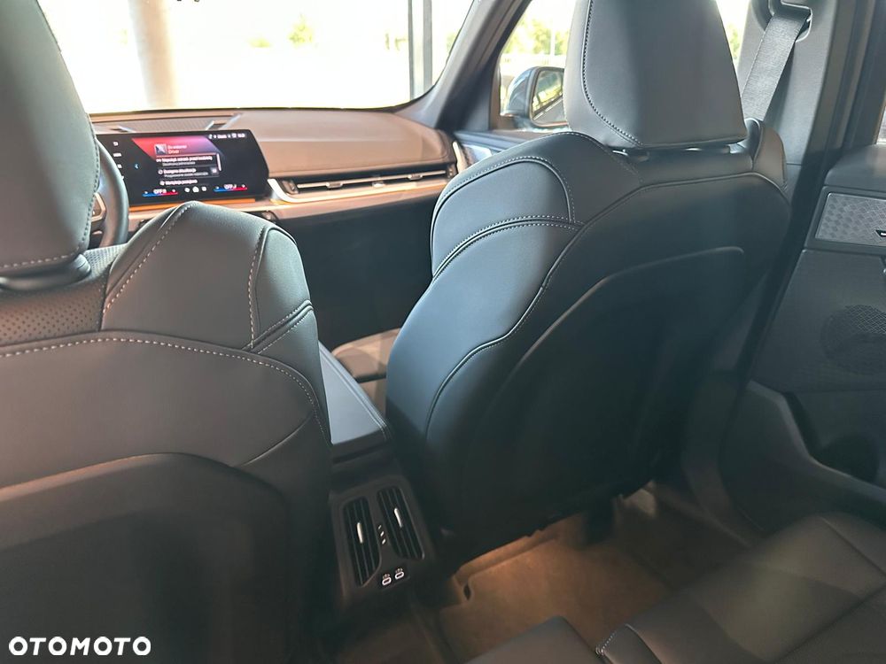 BMW X1 sDrive18d xLine - 23