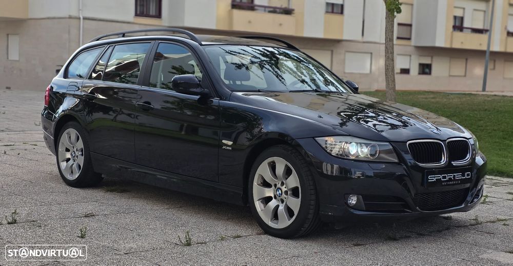 BMW 320 d Touring Navigation Sport - 3