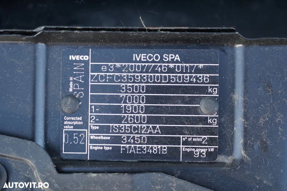 Iveco DAILY 35-130 / FRIGIDER / UNITATE THERMO KING / DHOLLANDIA LIFT / AUTOMAT / IMPORTAT - 35