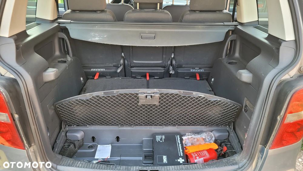Volkswagen Touran 1.9 TDI - 9