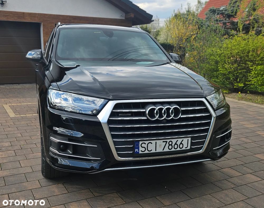 Audi Q7 - 11