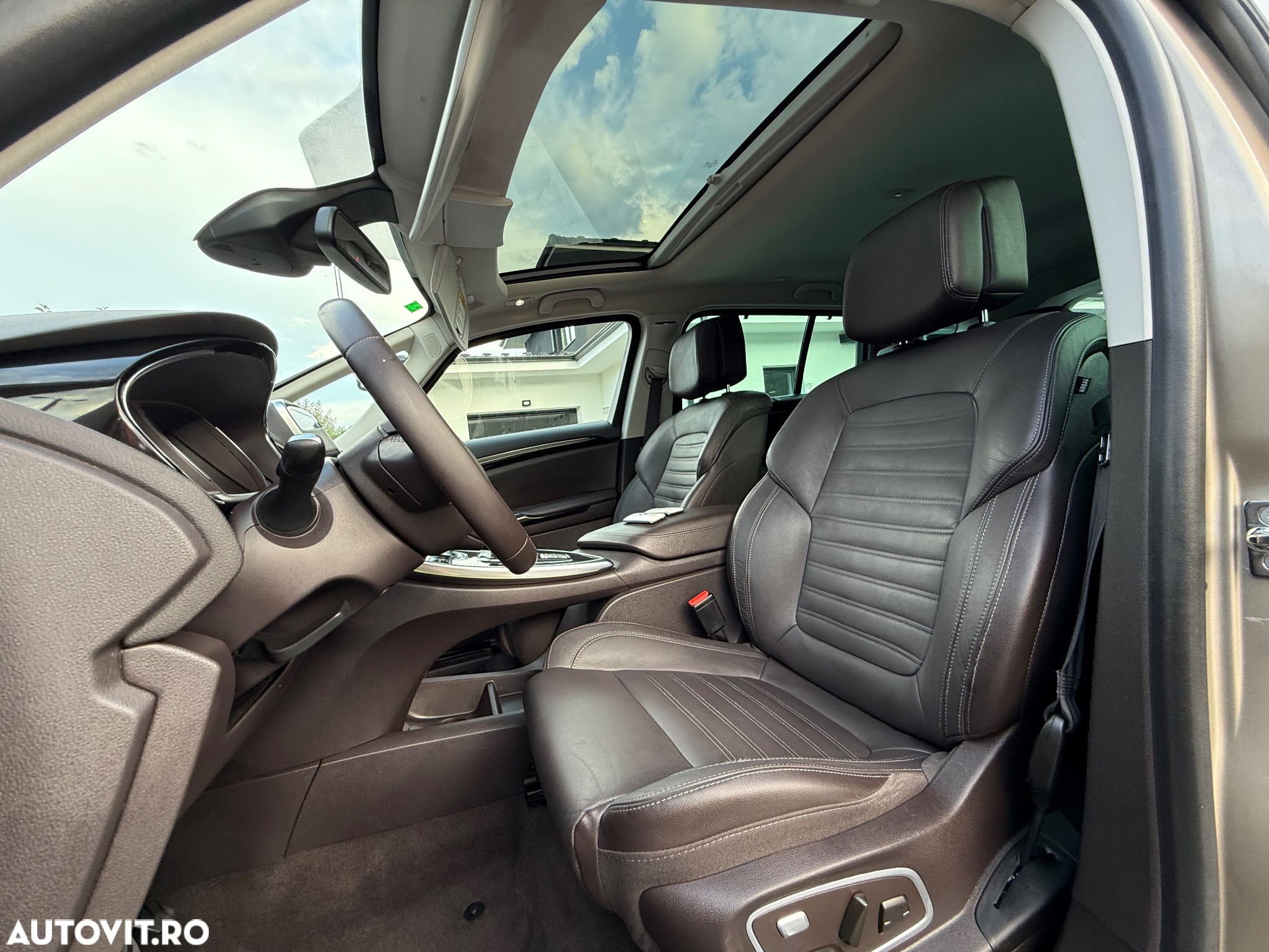 Renault Espace Energy dCi 160 EDC ELYSEE - 23