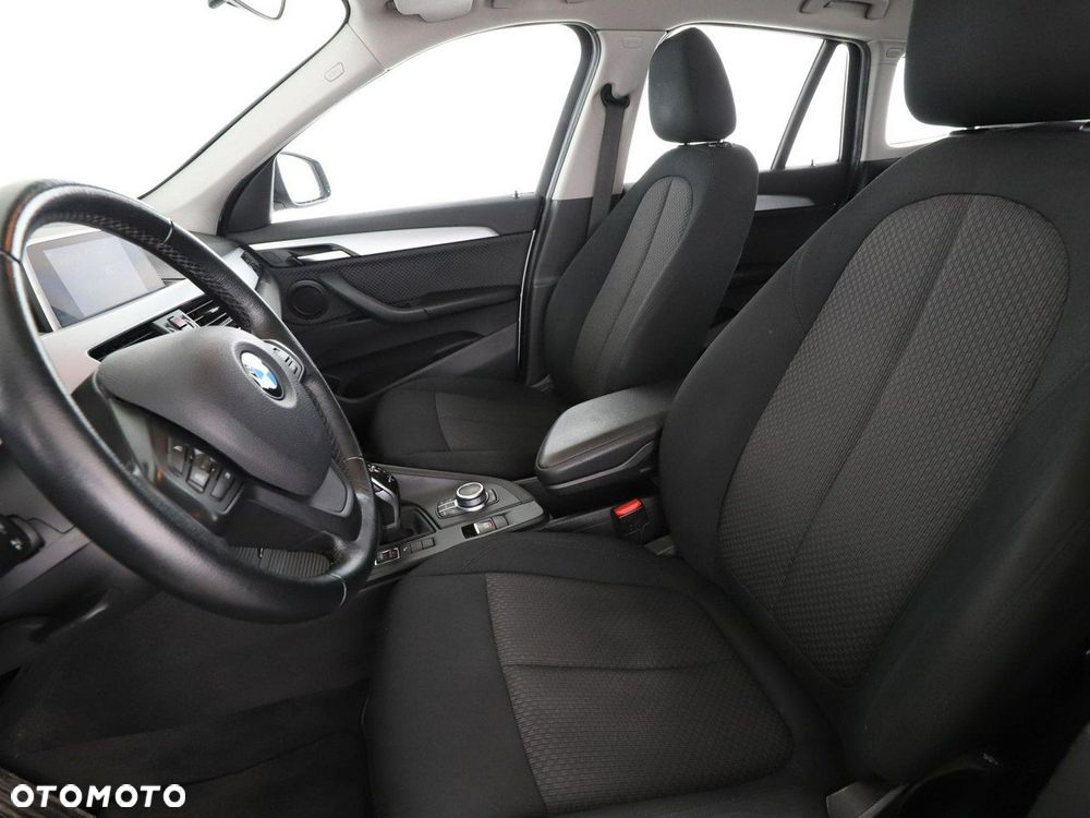 BMW X1 sDrive18d Advantage - 13