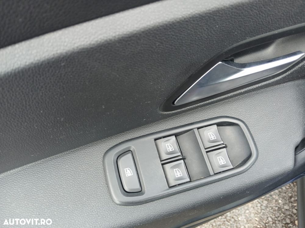 Dacia Duster TCe 150 EDC Expression - 10
