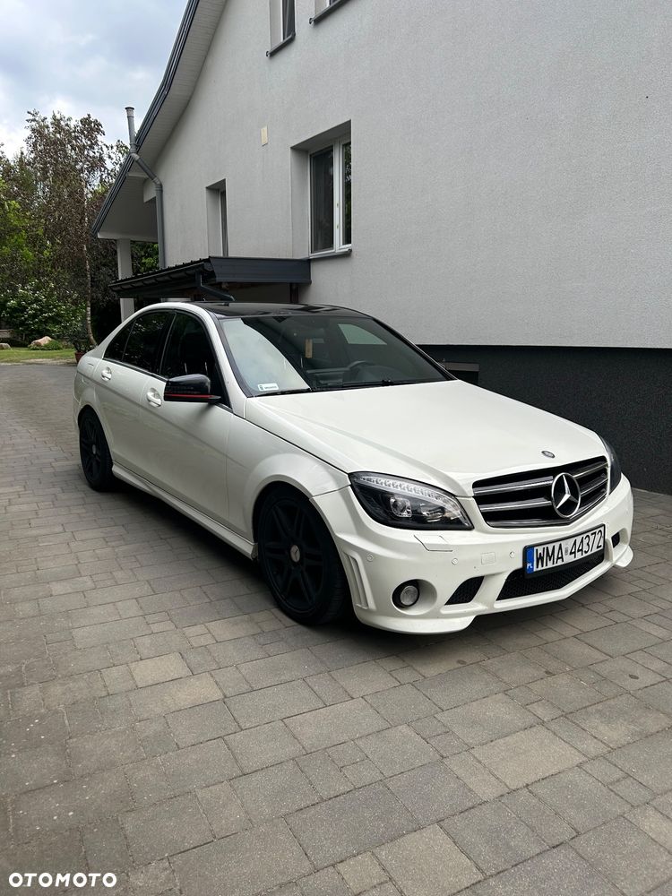Mercedes-Benz Klasa C 350 CGI BlueEff Elegance - 3