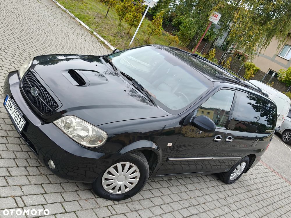 Kia Carnival CRDi Executive - 28
