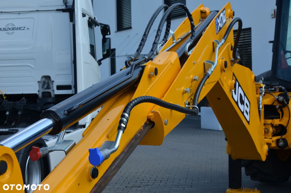 JCB 3CX PLUS 2026r / SILNIK 4,8L 109km / 172 mth ! / KLIMA / SZYBKOZŁĄCZE / DWUKIERUNKOWA INSTALACJA / 20" / ZAMEK / 9012 - 4