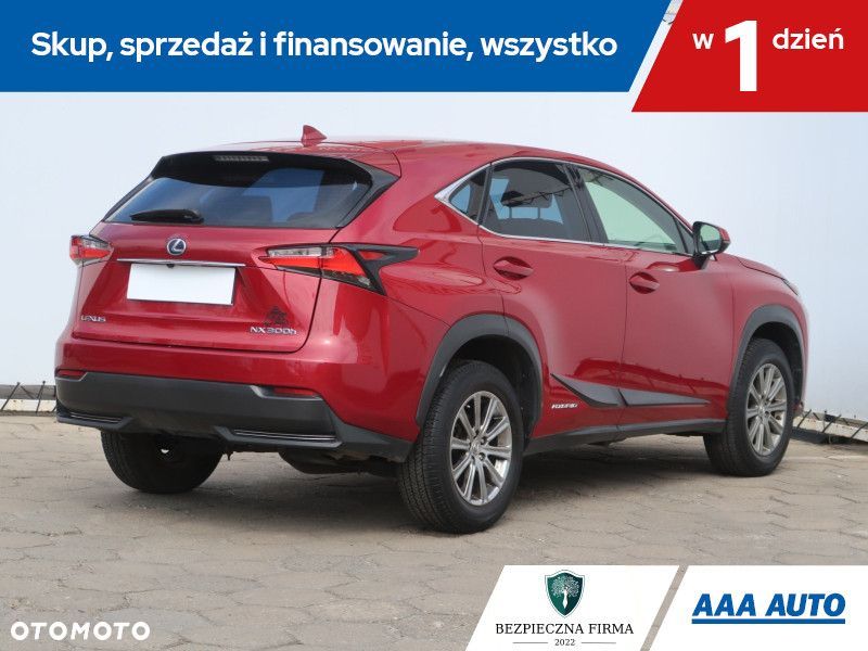 Lexus NX - 7