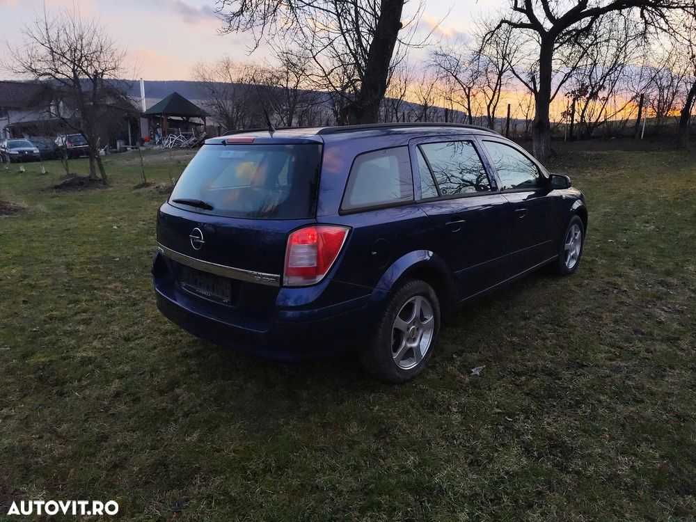 Opel Astra 1.7 CDTI Enjoy - 4