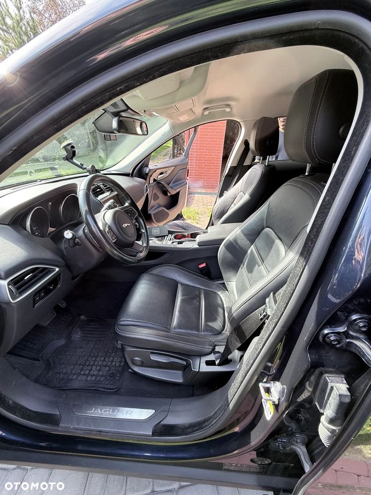 Jaguar F-Pace 2.0 i4D AWD Prestige - 15