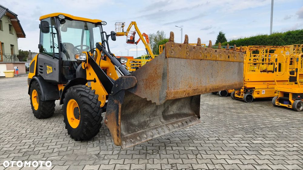 JCB 406 T4 - 18