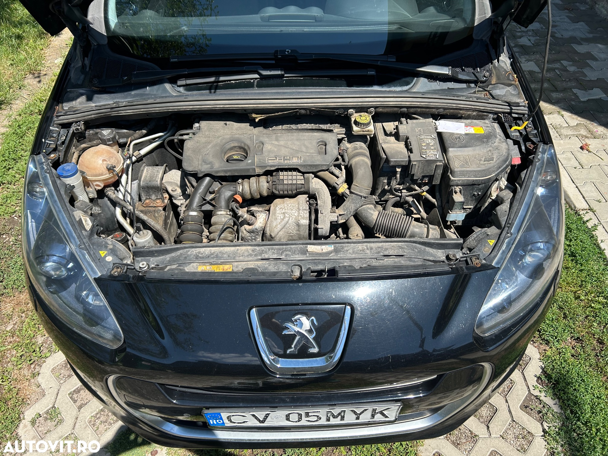 Peugeot 308 SW 1.6 e-HDI FAP STT Active - 11