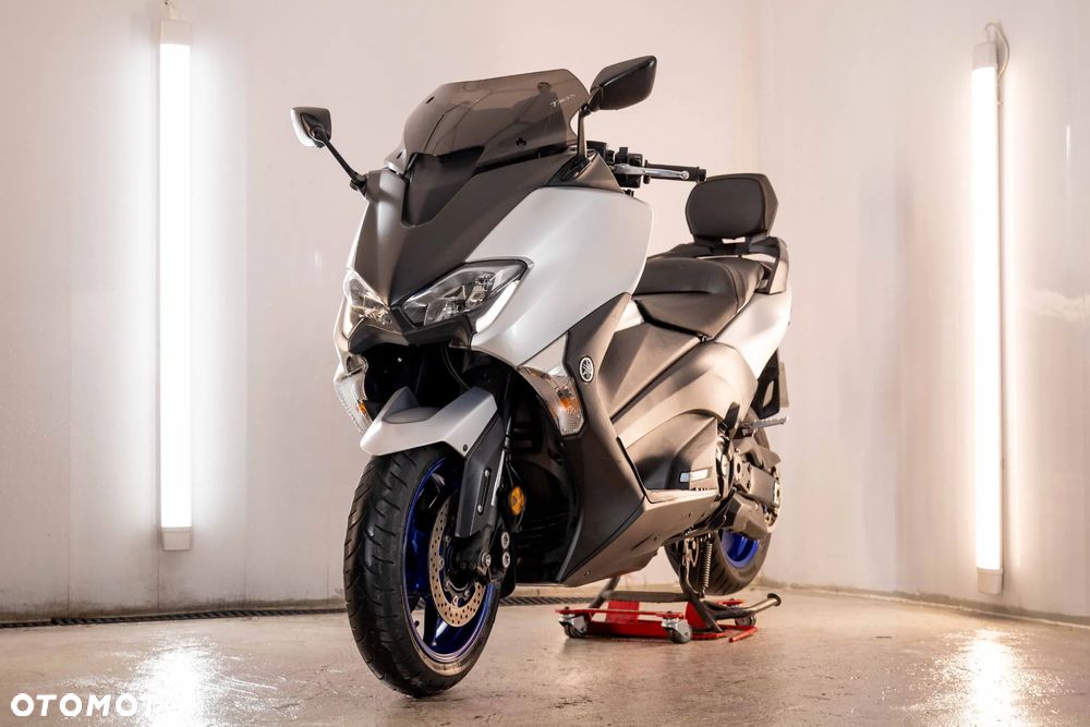Yamaha Tmax - 1