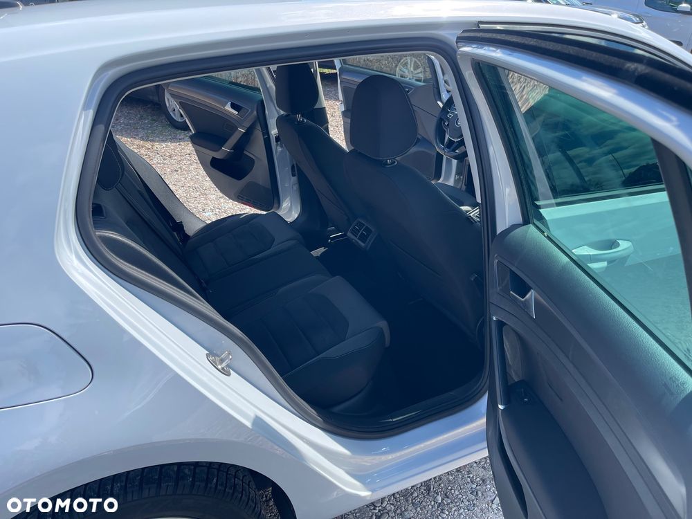 Volkswagen Golf 1.6 TDI Sound - 9