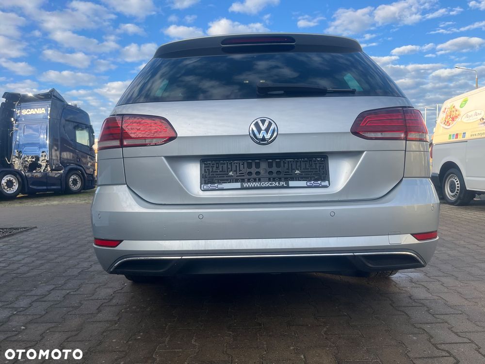 Volkswagen Golf 2.0 TDI SCR DSG Comfortline - 3