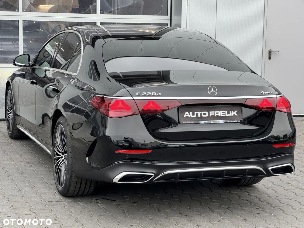 Mercedes-Benz Klasa E 220 d mHEV 4-Matic AMG 9G-Tronic - 12