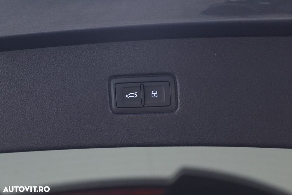 Audi Q7 3.0 50 TDI quattro Tiptronic MHEV S Line - 37