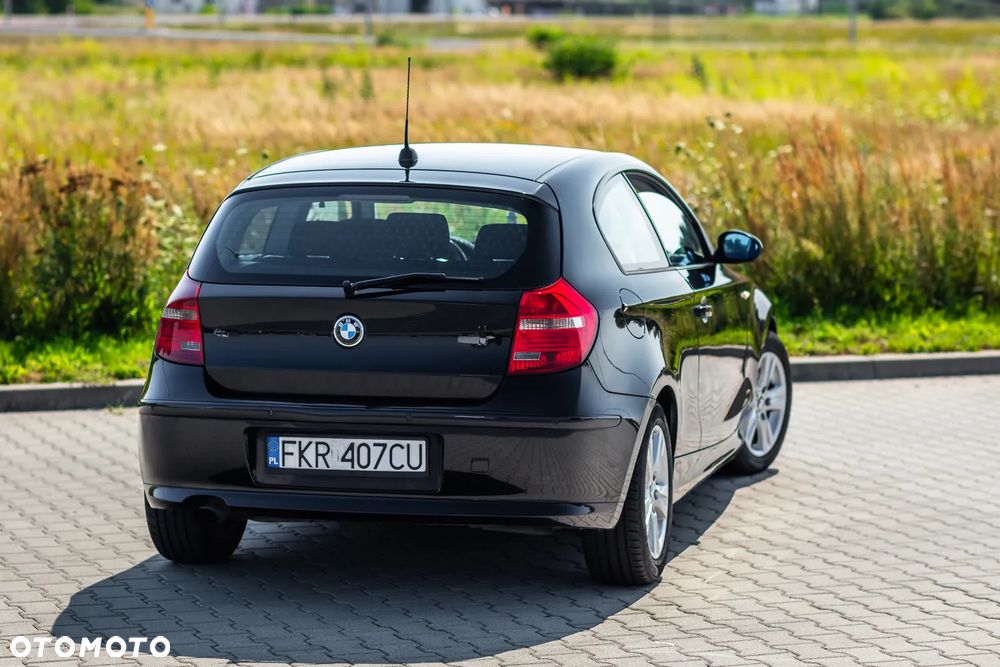BMW Seria 1 118d - 10