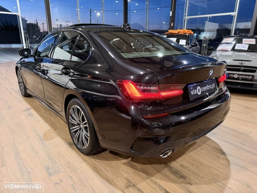 BMW 330 e Pack Desportivo M Auto - 6