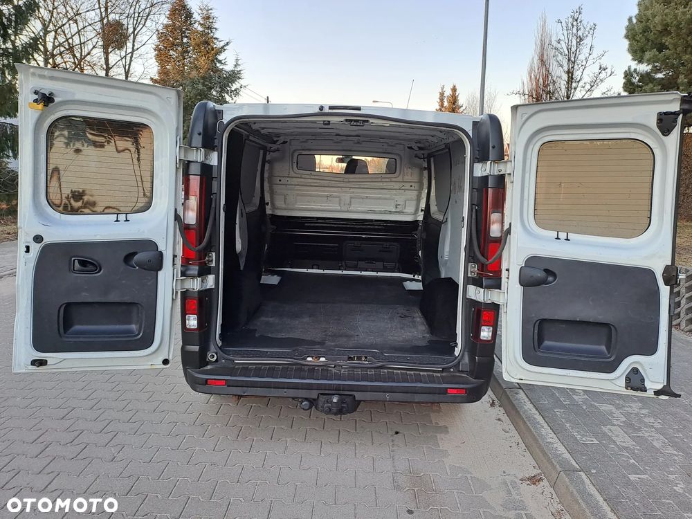 Renault Trafic - 13