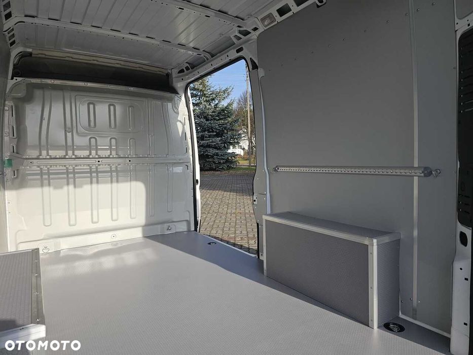 Podłoga srebrna L2-Ducato, Boxer, Jumper, Movano, Proace Max- 9mm - 5