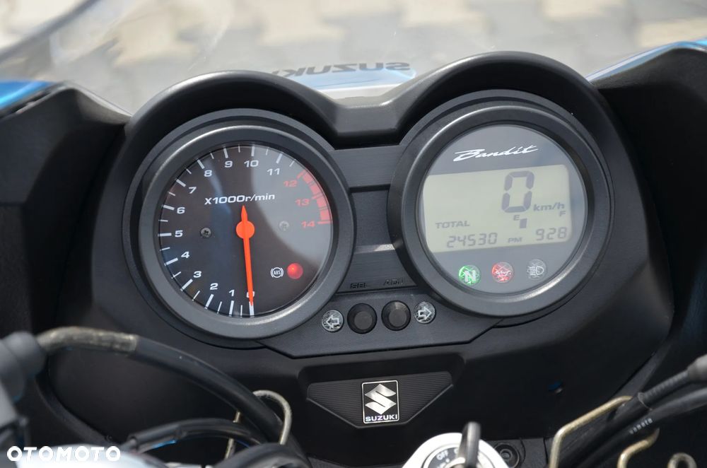 Suzuki Bandit - 16