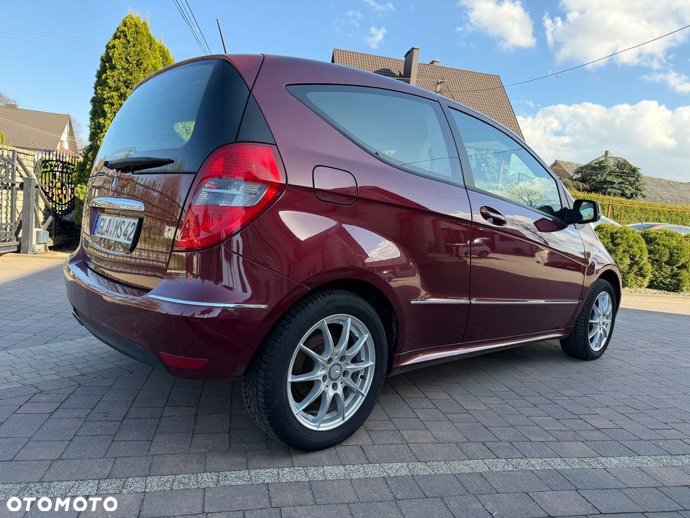 Mercedes-Benz Klasa A 150 BlueEFFICIENCY Avantgarde - 9